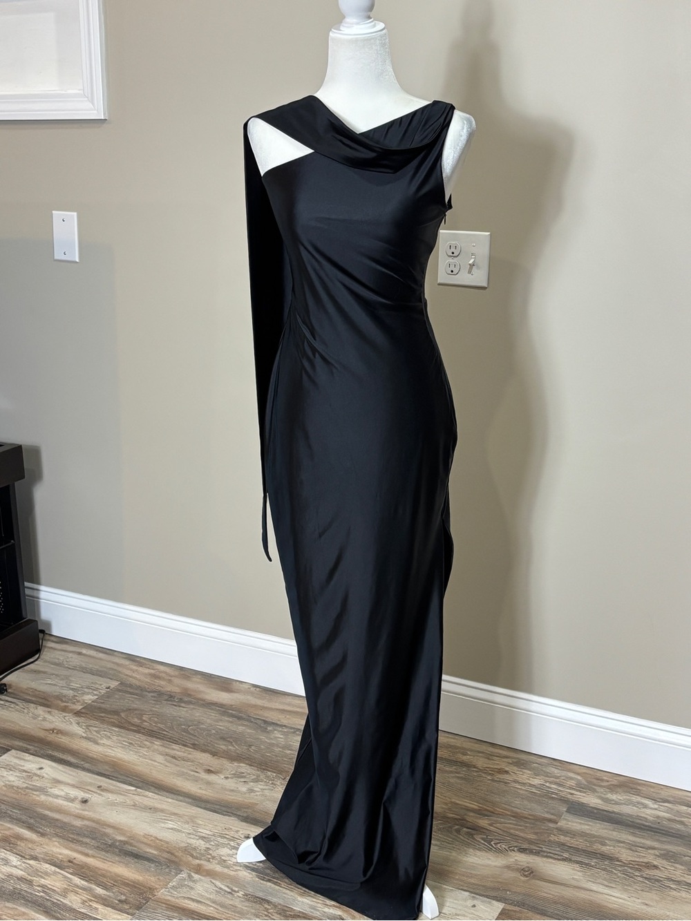 Oh Polly Sheril Asymmetric Scarf-Detail Maxi Dress - Picture 16 of 17